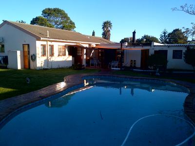 House For Sale in Bothasig, Milnerton