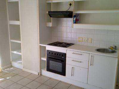 Apartment / Flat For Sale in Goodwood Park, Goodwood