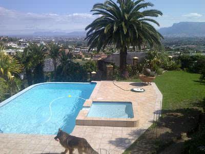 House For Sale in Plattekloof, Parow