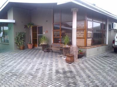 House For Sale in Fairfield Estate, Parow