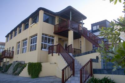 Guest House For Sale in Beachview, Beachview