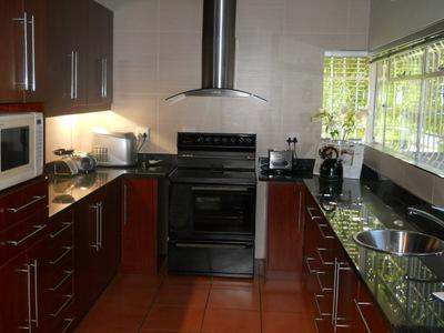 House For Sale in Panorama, Parow